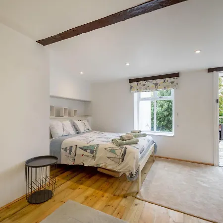 Cherry Orchard By Interhome Mevagissey